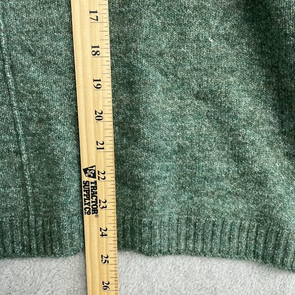 NEW Legendary outfitters Women's Sweater M Soft and Cozy Crewneck Green - Picture 6 of 10
